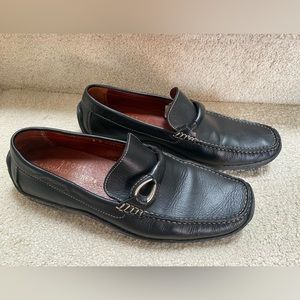 Donald J Pliner loafer